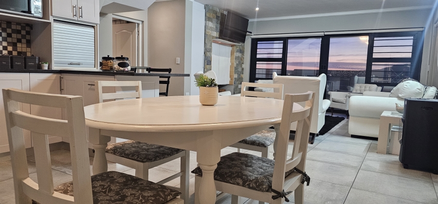 8 Bedroom Property for Sale in Myburgh Park Western Cape